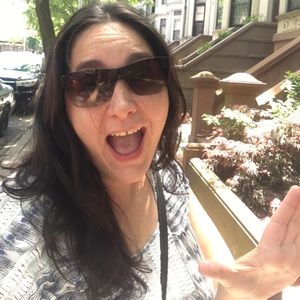 Meet your Posher, Bari